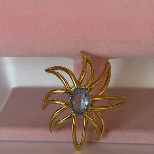 Vintage Signed CINER Gold-Tone Sunburst Brooch with Faux Aquamarine Center